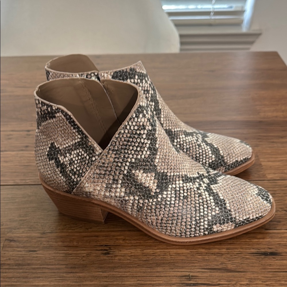 Vince Camuto Gray and Black Ankle Booties with Side Zipper